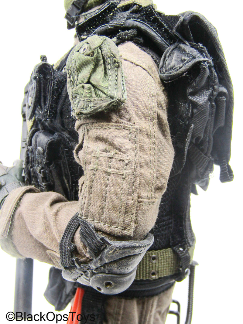 Load image into Gallery viewer, Male Full Dressed Navy SEAL Uniform w/H&amp;K MP5 SMG &amp; Accessories
