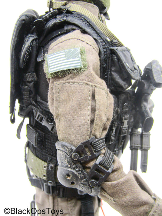Male Full Dressed Navy SEAL Uniform w/H&K MP5 SMG & Accessories