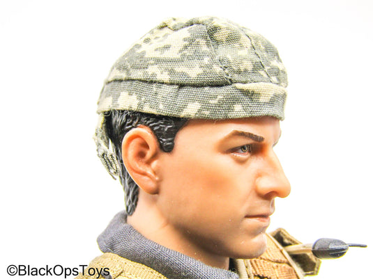 Male Full Dressed CIA SAD Uniform w/FN SCAR AR & Accessories