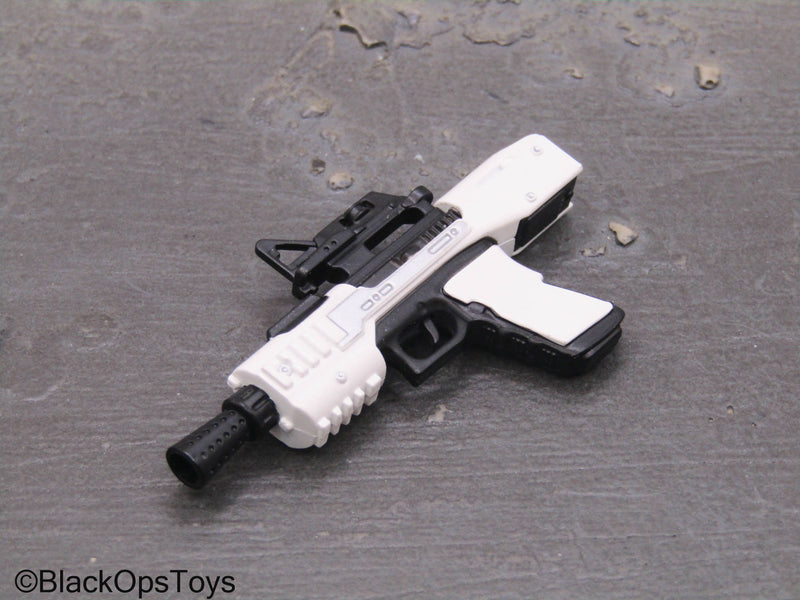 Load image into Gallery viewer, First Order Stormtrooper - SE-44C Blaster Pistol
