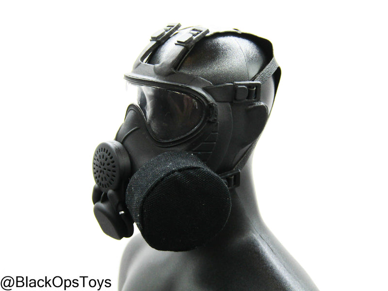 Load image into Gallery viewer, Russian SOBR Granit - Black Gas Mask w/Pouch
