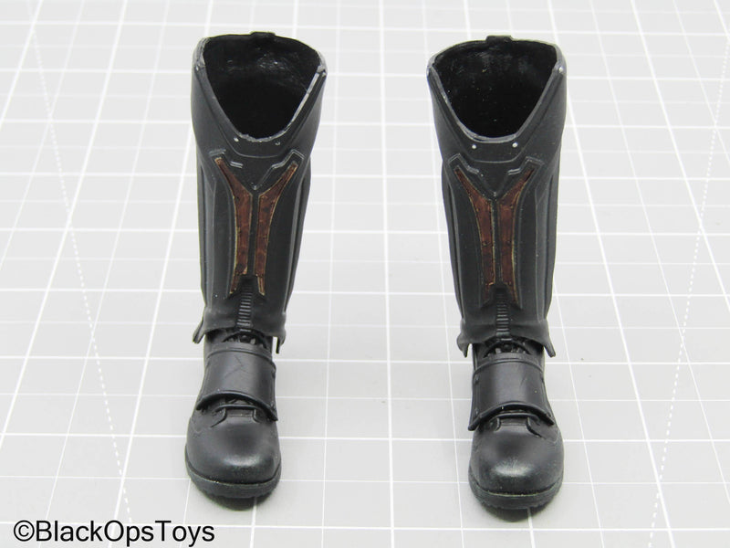 Load image into Gallery viewer, Thor - The Dark World - Black Boots w/Shin Guards (Peg Type)
