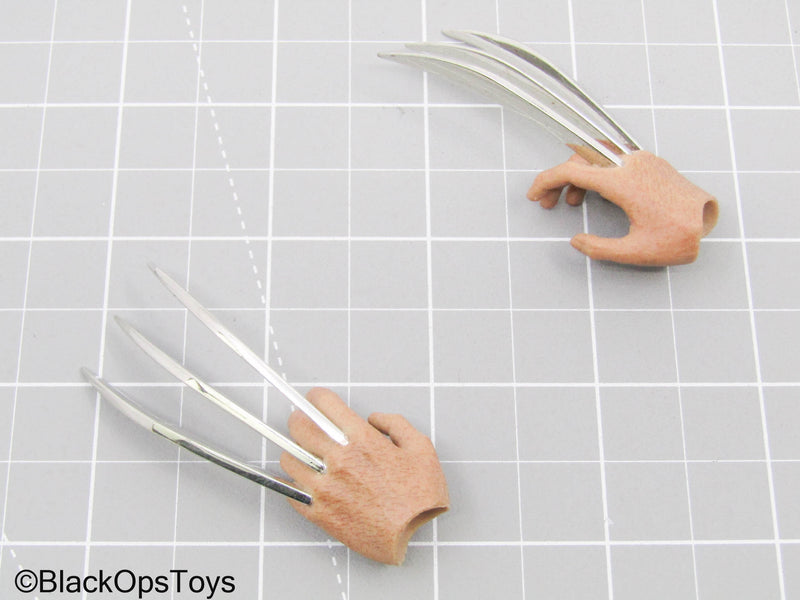 Load image into Gallery viewer, Wolverine - Metal Claw Hands
