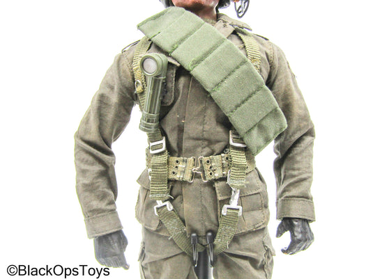 Male Full Dressed OD Green Uniform w/Headsculpt & Side Saddle