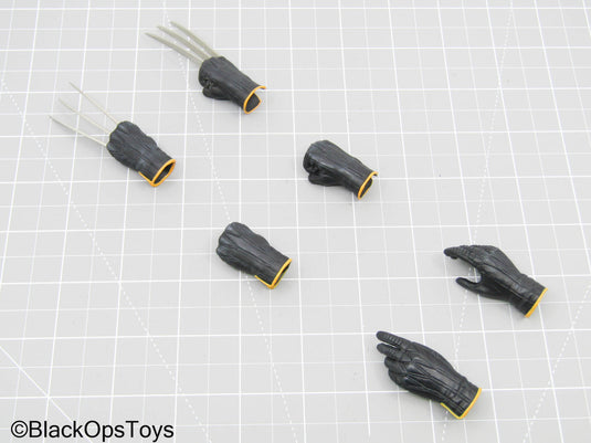 Wolverine - Metal Claw Hands w/Gloved Hand Set (Hot Toys)