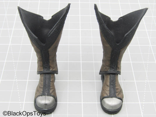 Wolverine - Brown Boots w/Pegs & Shin Guards (Peg Type)