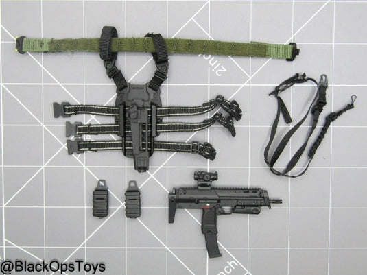 MP7 Submachine Gun w/Drop Leg Holster