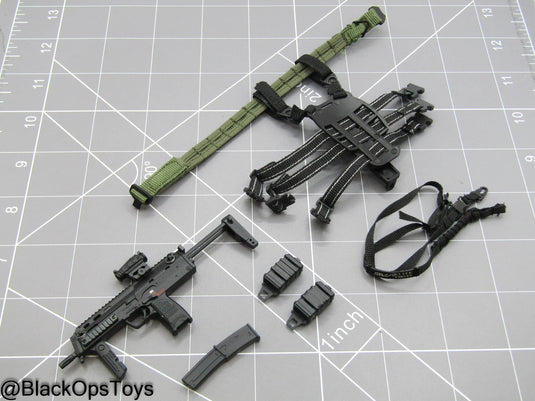 MP7 Submachine Gun w/Drop Leg Holster