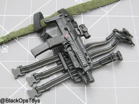 MP7 Submachine Gun w/Drop Leg Holster