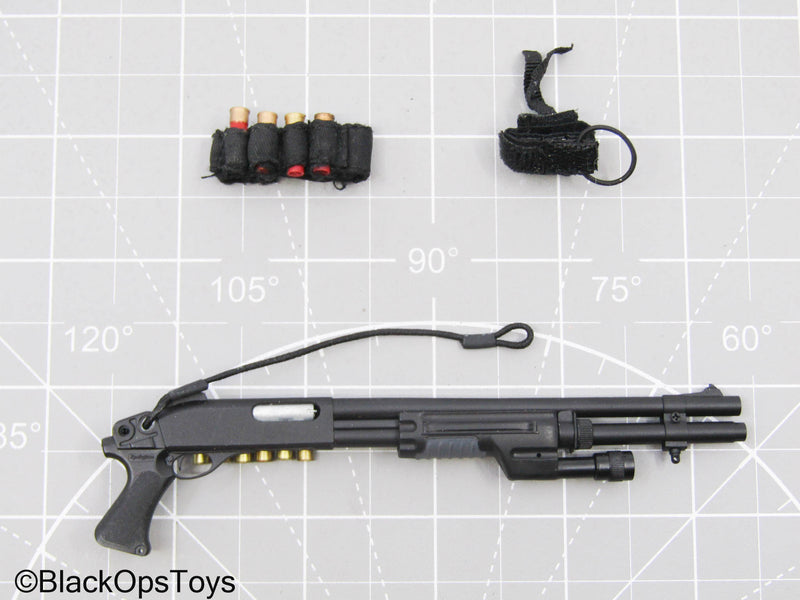 Load image into Gallery viewer, Custom Benelli M1 Super 90 Tactical Shotgun w/Ammo Pouch &amp; Shells
