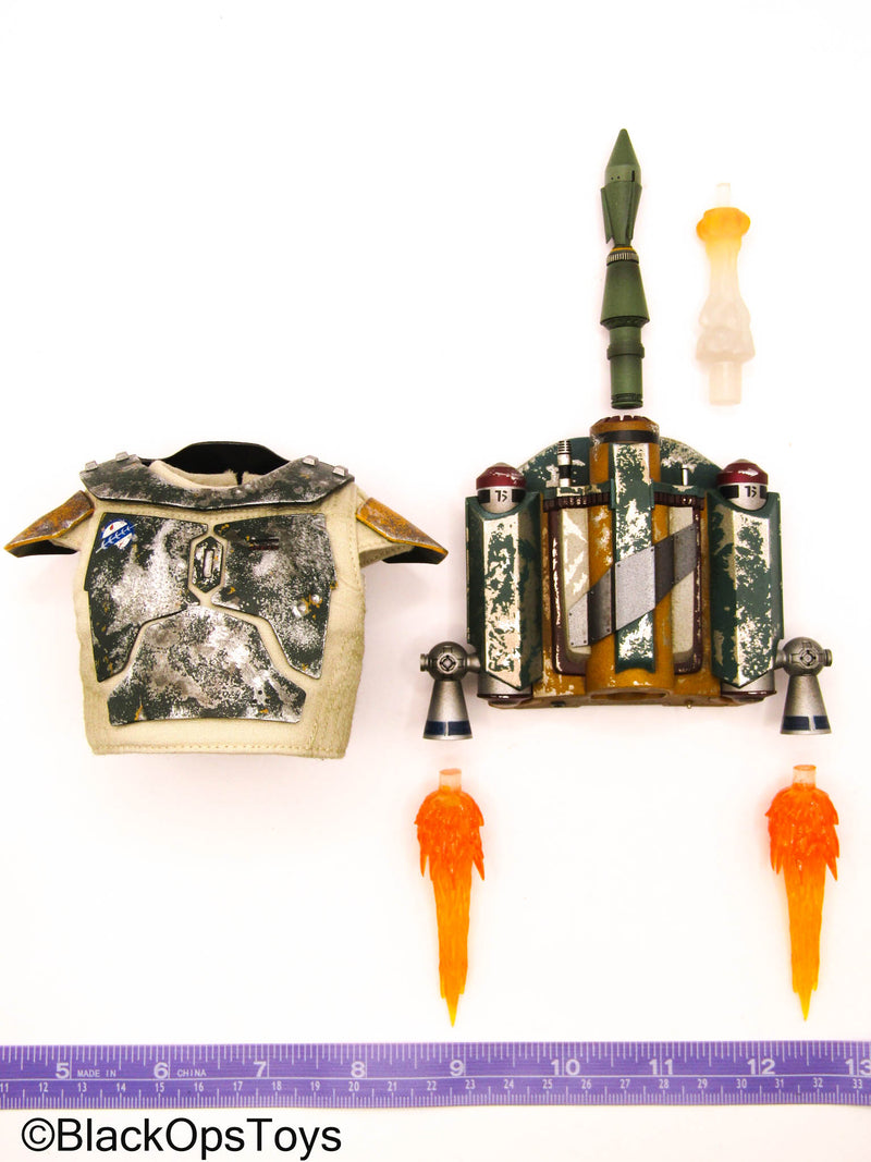 Load image into Gallery viewer, Star Wars Boba Fett - Weathered Armor w/Jetpack &amp; Rocket FX
