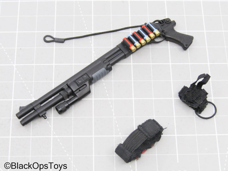 Load image into Gallery viewer, Custom Benelli M1 Super 90 Tactical Shotgun w/Ammo Pouch &amp; Shells
