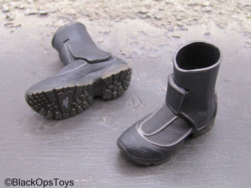 Load image into Gallery viewer, Civil War - Ant Man - Black 2-Part Boots (Peg Type)
