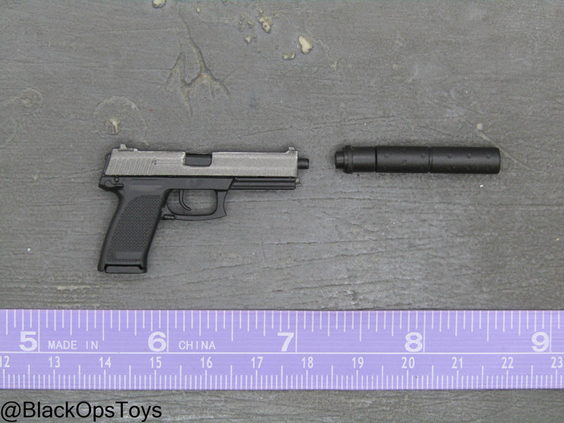 Load image into Gallery viewer, Sicario - Gillick - HK MK 23 SOCOM Pistol w/Suppressor
