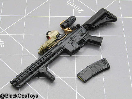 Black AR-15 Rifle w/Attachment Set