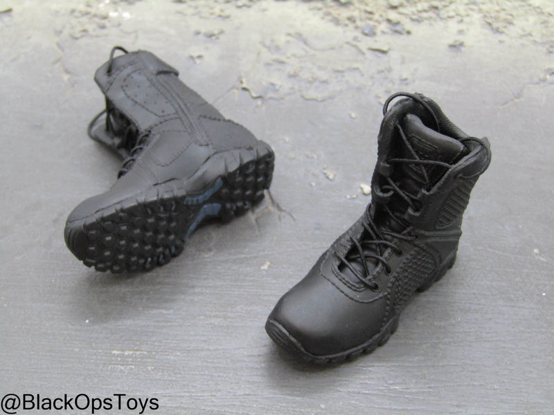 Load image into Gallery viewer, Sicario - Gillick - Black Combat Boots (Foot Type)
