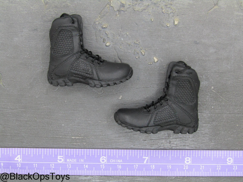 Load image into Gallery viewer, Sicario - Gillick - Black Combat Boots (Foot Type)
