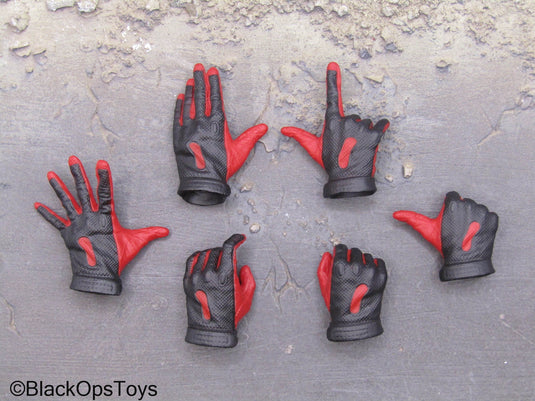 Lady Deadpool - Red & Black Female Gloved Hands (Type 2)
