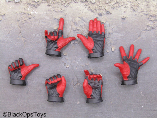 Lady Deadpool - Red & Black Female Gloved Hands (Type 2)