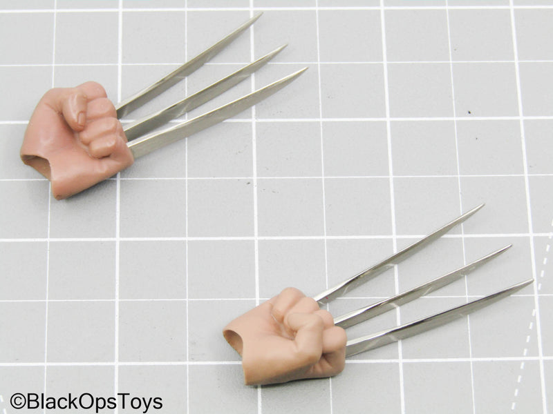 Load image into Gallery viewer, Wolverine - Metal Claw Hands (Hot Toys)
