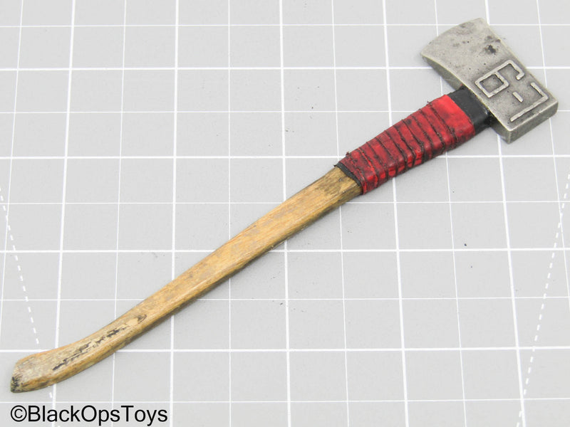 Load image into Gallery viewer, Metal Wooden Axe (Hot Toys)
