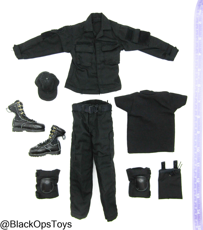 Load image into Gallery viewer, Black Combat Uniform Set
