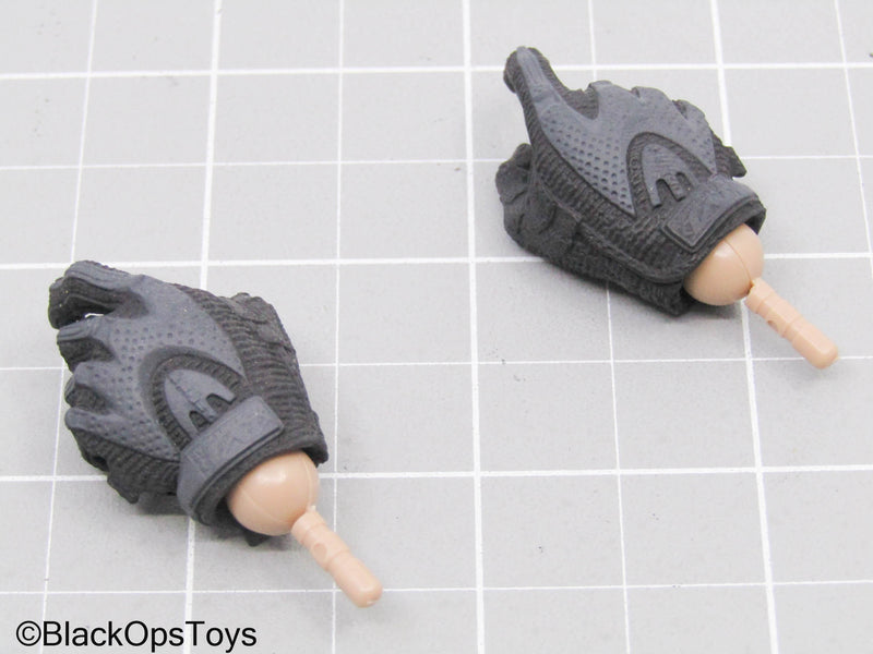 Load image into Gallery viewer, Black Gloved Hands w/Pegs
