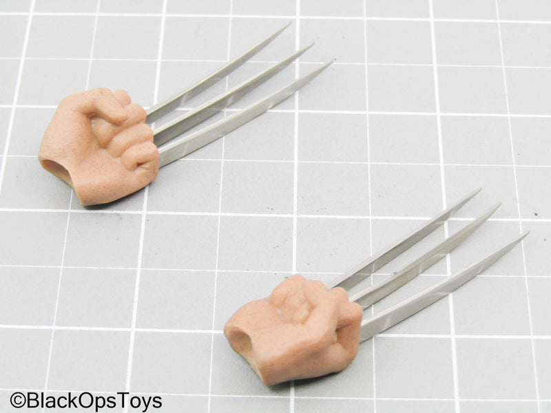 Load image into Gallery viewer, Wolverine - Metal Claw Hands
