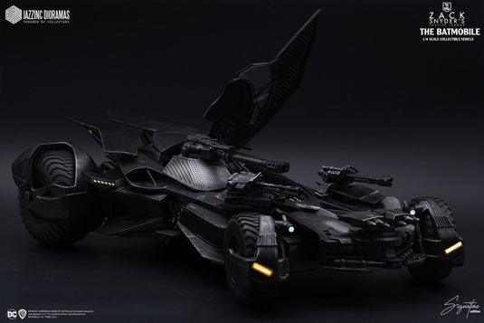 Justice League - Zack Snyder Signature Edition Batmobile - MINT IN BOX