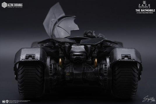 Justice League - Zack Snyder Signature Edition Batmobile - MINT IN BOX