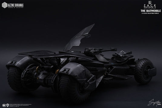 Justice League - Zack Snyder Signature Edition Batmobile - MINT IN BOX