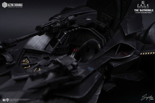 Justice League - Zack Snyder Signature Edition Batmobile - MINT IN BOX