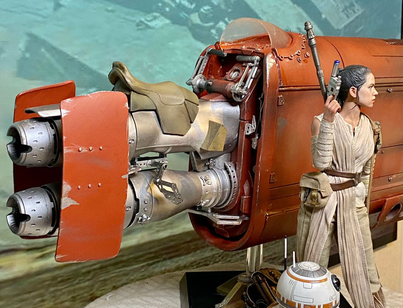 Load image into Gallery viewer, Star Wars TFA - Rey's Sand Speeder - MINT IN BOX
