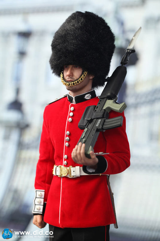 Buckingham Palace - The Guards Version B - MINT IN BOX (READ DESC)