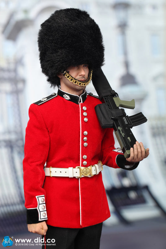 Buckingham Palace - The Guards Version B - MINT IN BOX (READ DESC)