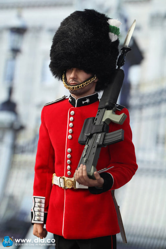 Buckingham Palace - The Guards Version B - MINT IN BOX (READ DESC)