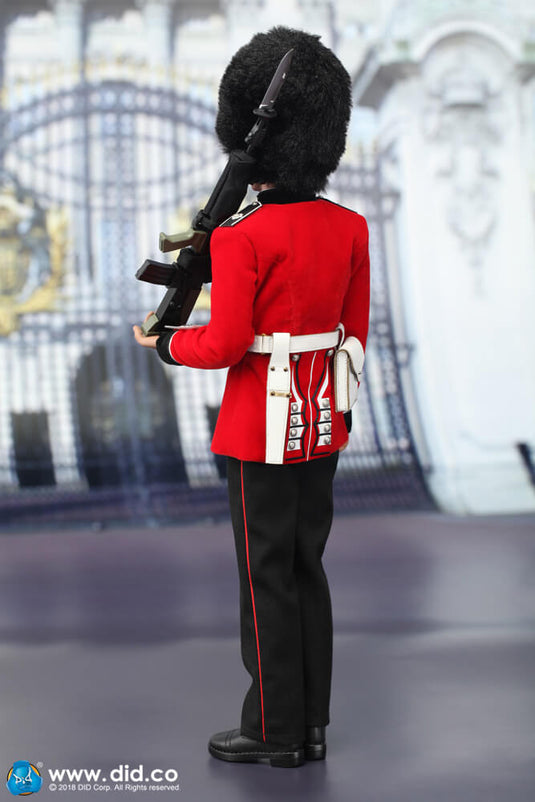 Buckingham Palace - The Guards Version A - MINT IN BOX (READ DESC)