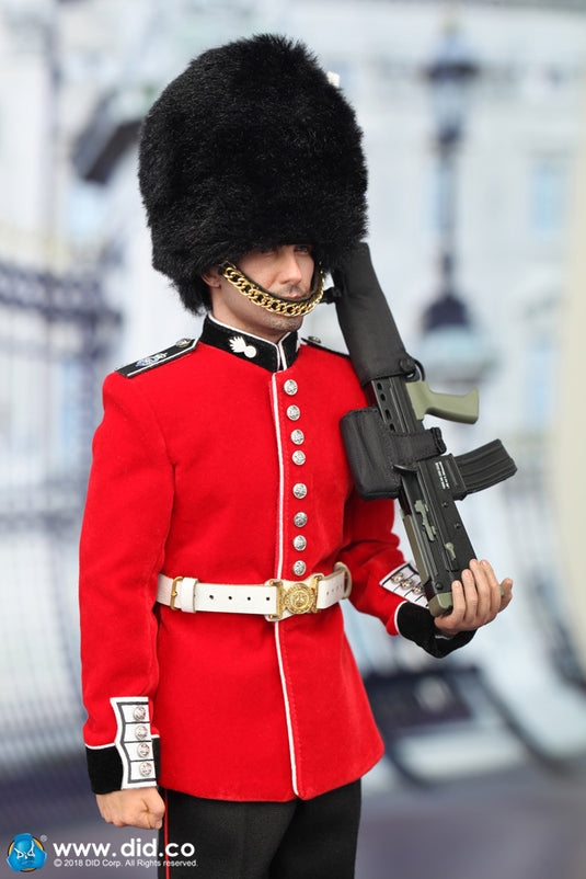 Buckingham Palace - The Guards Version A - MINT IN BOX (READ DESC)
