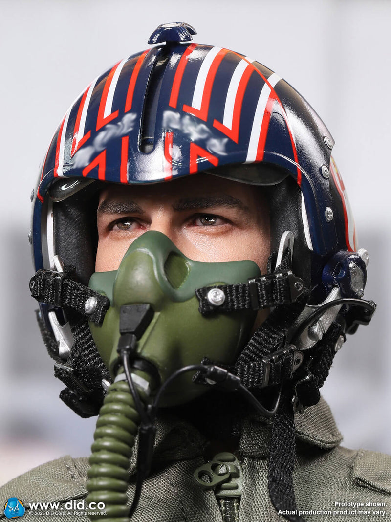 Load image into Gallery viewer, Top Gun - Pete Mitchell Naval Aviator Lieutenant - MINT IN BOX
