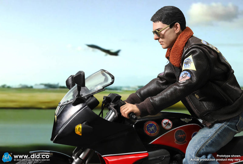 Load image into Gallery viewer, Top Gun - Pete Mitchell Naval Aviator Lieutenant - MINT IN BOX
