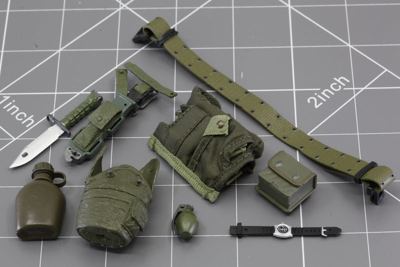 Load image into Gallery viewer, BAM 1/6 Canteen Gear Set 2
