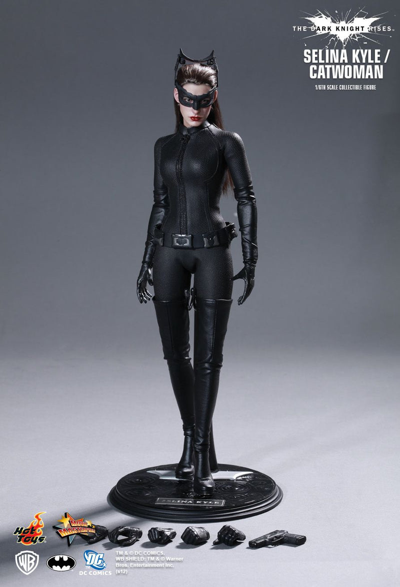 Load image into Gallery viewer, TDKR - Selina Kyle - Female Base Body w/Shoes (READ DESC)
