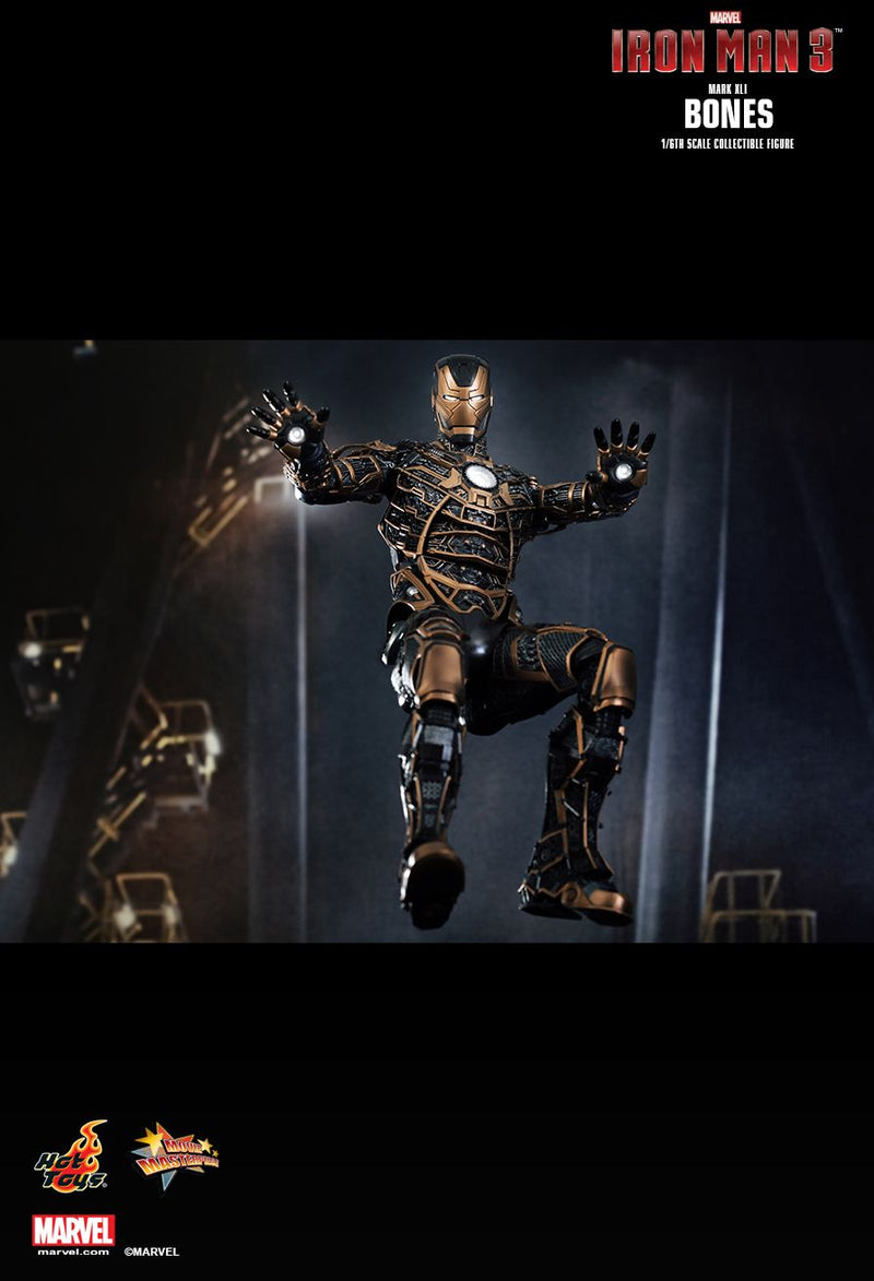 Load image into Gallery viewer, Iron Man 3 - Mark XII Bones - MINT IN BOX
