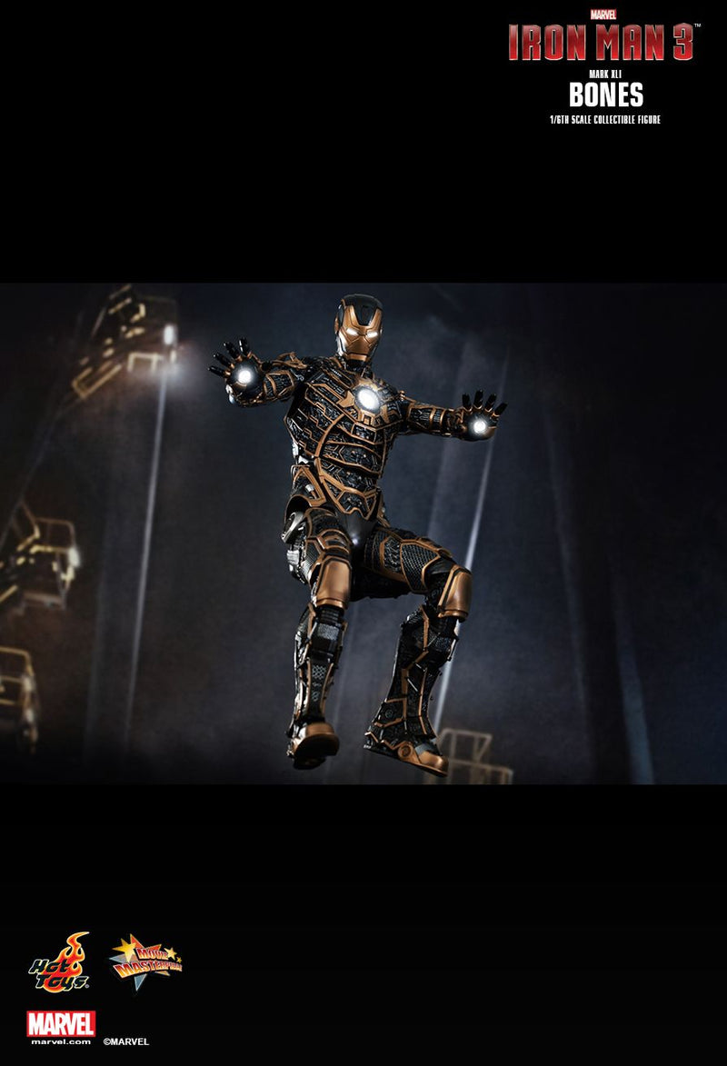 Load image into Gallery viewer, Iron Man 3 - Mark XII Bones - MINT IN BOX

