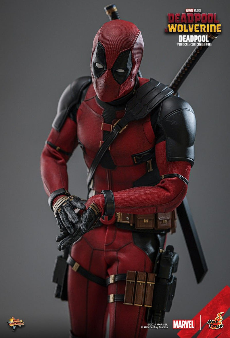 Load image into Gallery viewer, Deadpool &amp; Wolverine - Deadpool &amp; Ladypool - MINT IN BOX
