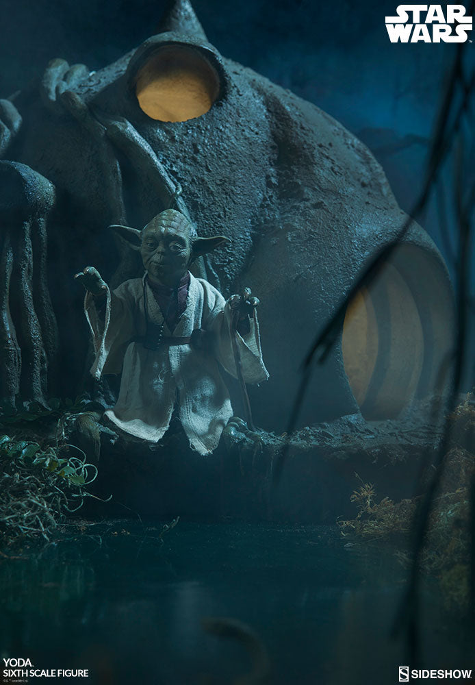 Load image into Gallery viewer, Star Wars: The Empire Strikes Back - Yoda - MINT IN OPEN BOX
