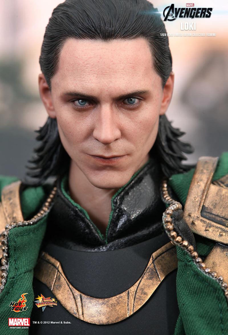 Load image into Gallery viewer, The Avengers - Loki - Male Dressed Body w/Hand Set &amp; Stand
