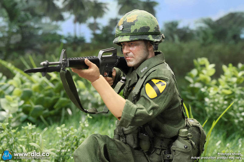 Load image into Gallery viewer, Vietnam - U.S. Army Lt. Col. Moore - MINT IN BOX
