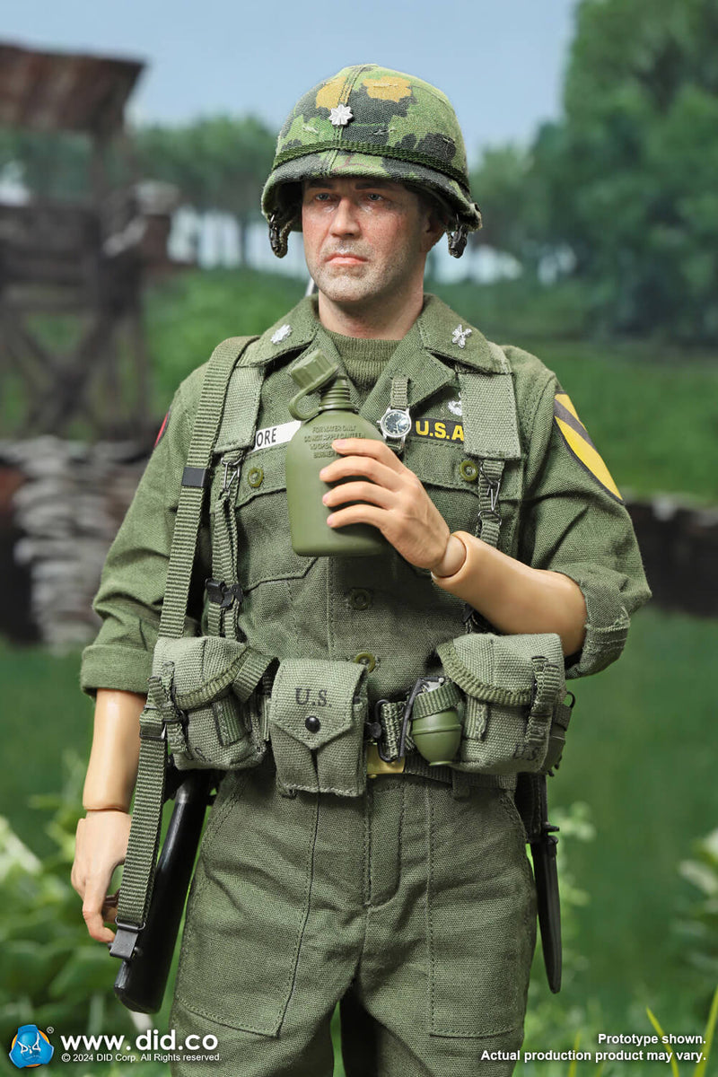 Load image into Gallery viewer, Vietnam - U.S. Army Lt. Col. Moore - MINT IN BOX
