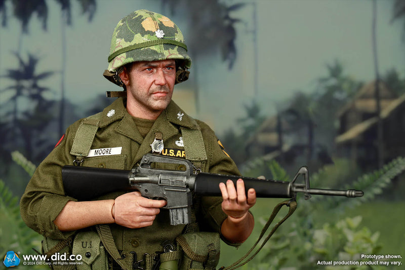Load image into Gallery viewer, Vietnam - U.S. Army Lt. Col. Moore - MINT IN BOX
